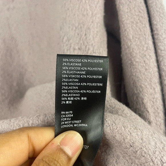 Urban Outfitters UO Lillu V-Neck Pullover Top Size Small - Picture 6 of 10